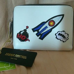 Dream control wallet